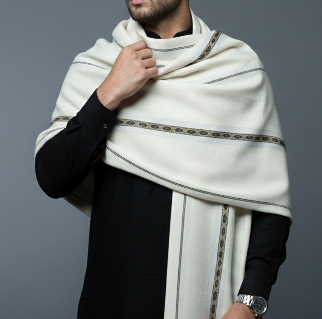 Pure white Pashmina wool shawl | Hand made from Swat Pakistan